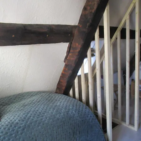 L'epee Apartment *