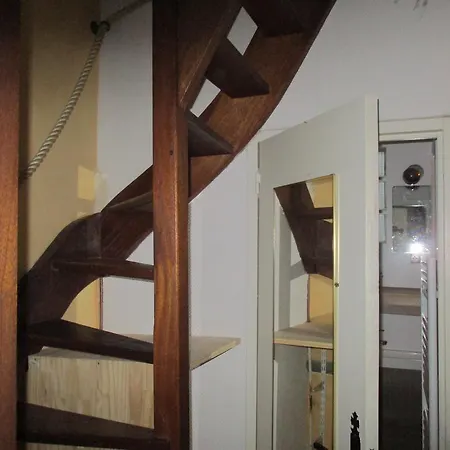 L'epee Apartment